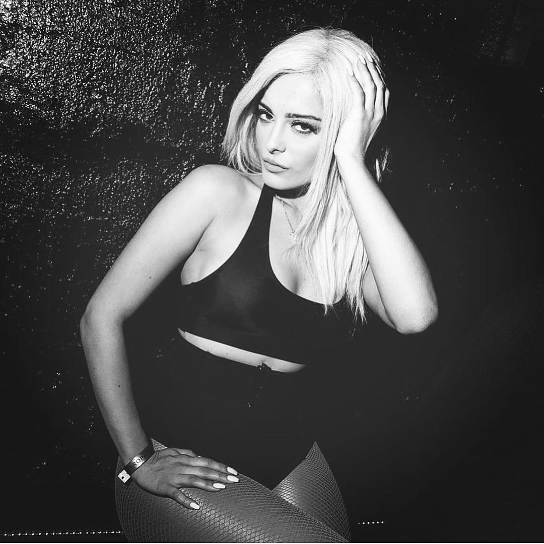 Bebe Rexha Фото В Купальнике Без Фотошопа