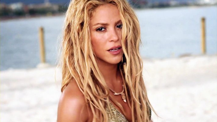 Shakira's New Photos (194/410) - Free2Music.