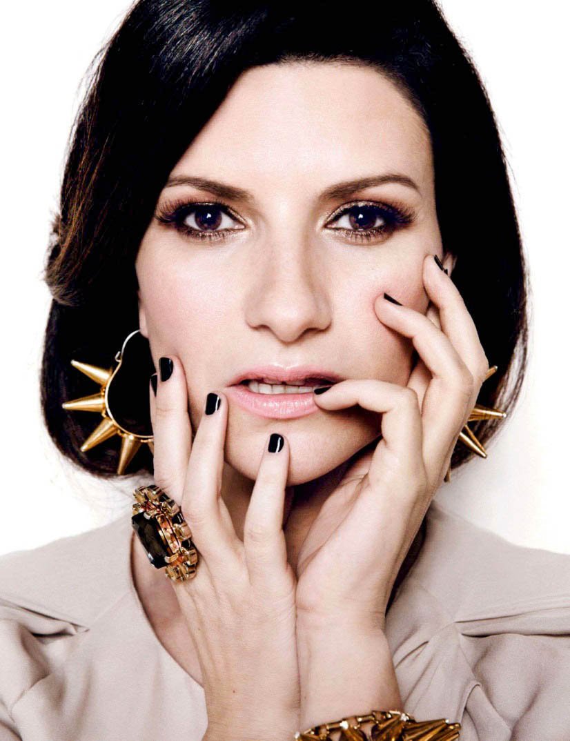 Laura Pausini's New Photos page 5. You can find all the photos, pictur...