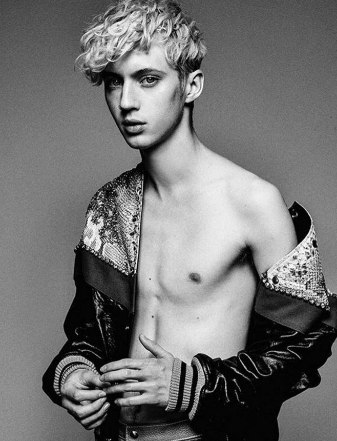 Troye Sivan's New Photos page 3. You can find all the photos, pictures...