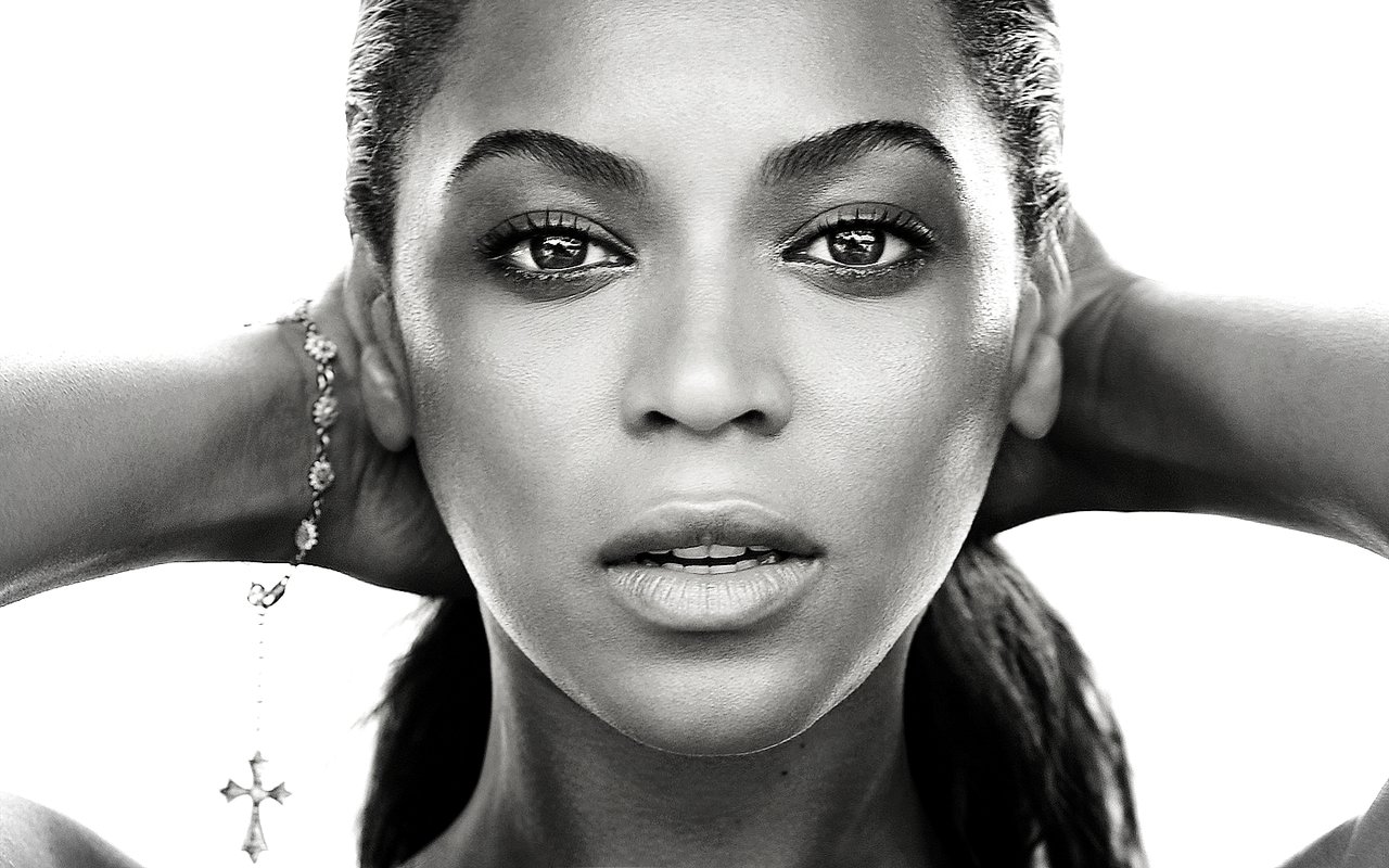 You can find all the photos, pictures of Beyoncé here. 