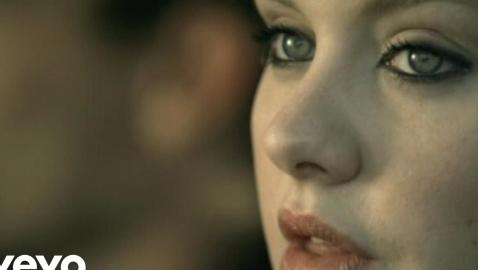 Adele - Chasing Pavements