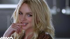 Britney Spears - Womanizer (Director's Cut)