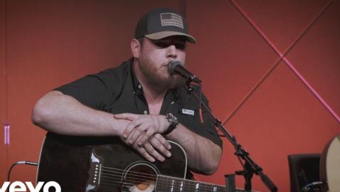 Luke Combs - One Number Away (Live)