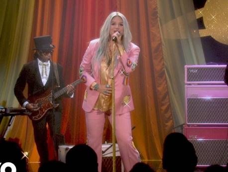 Ke$ha Music Photo