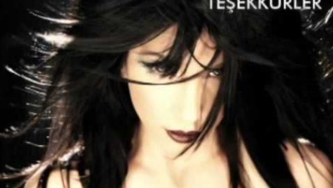 Hande Yener & Sinan Akçıl - Teşekkürler