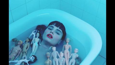 Winona Oak - Don't Save Me (Visual)