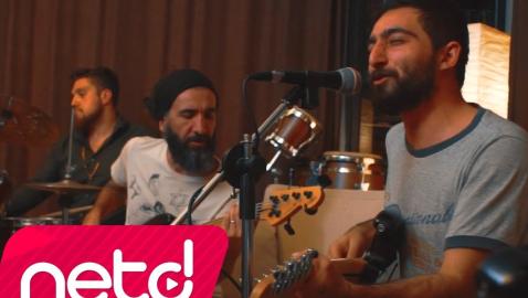 Deli Müjgan - Rahvan Gitsin