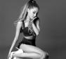 Ariana Grande Photo