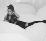 Ariana Grande Photo