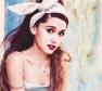 Ariana Grande Photo