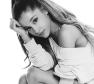 Ariana Grande Photo