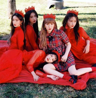 Red Velvet Photo