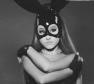 Ariana Grande Photo