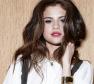 Selena Gomez Photo
